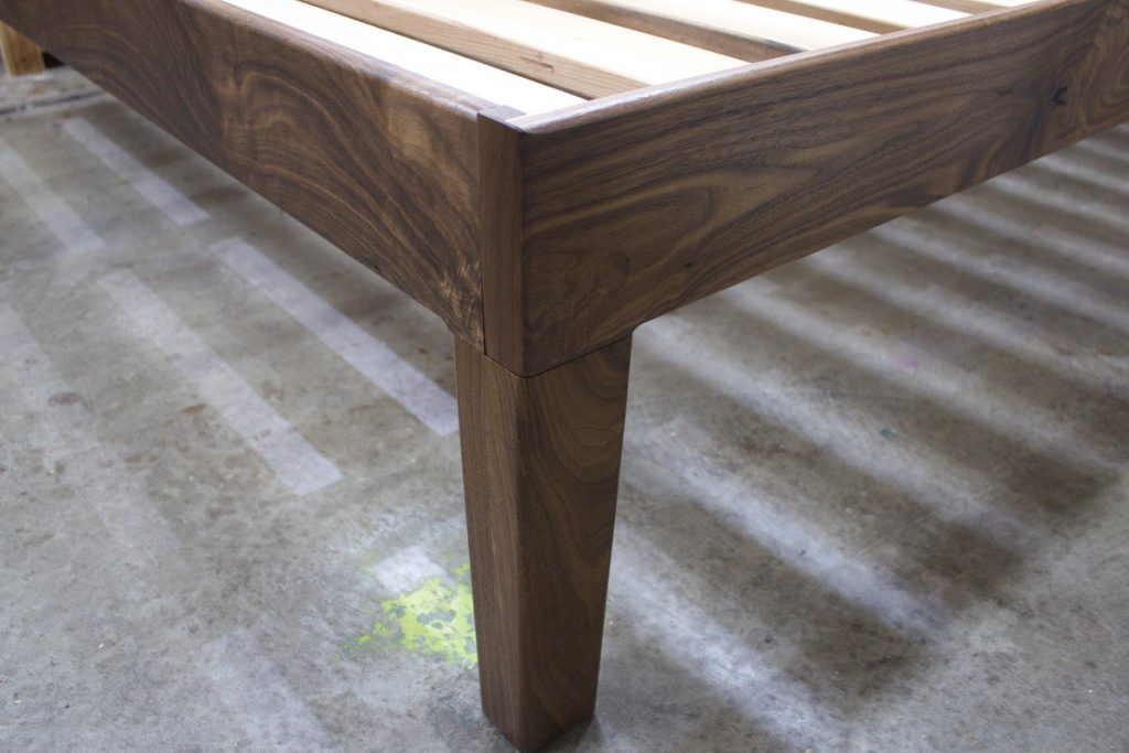 Tapered legs! Lignicity